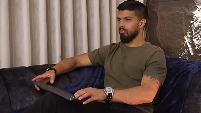 DannSaenz online show from 11/18/25, 11:58