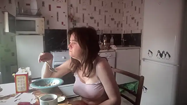 Diamond Tyler online show from 04/22/26, 04:15