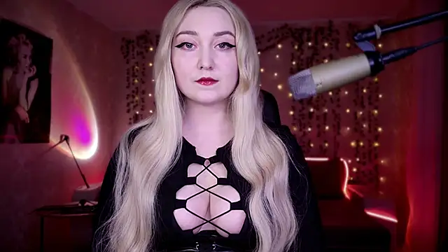 AllisonBlack  online show from 04/20/26, 07:26