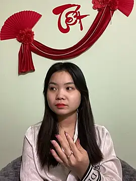 Snapshot of Maeve2k5 chatting on 01/15/25, 12:19 Maeve2k5 online show from 01/15/25, 12:19