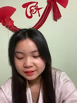 Snapshot of Maeve2k5 chatting on 02/03/25, 12:47 Maeve2k5 online show from 02/03/25, 12:47