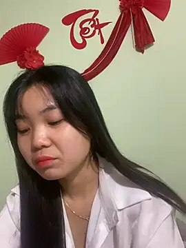 Snapshot of Maeve2k5 chatting on 02/07/25, 01:25 Maeve2k5 online show from 02/07/25, 01:25