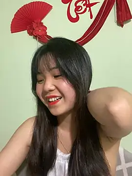 Snapshot of Maeve2k5 chatting on 03/01/25, 10:34 Maeve2k5 online show from 03/01/25, 10:34