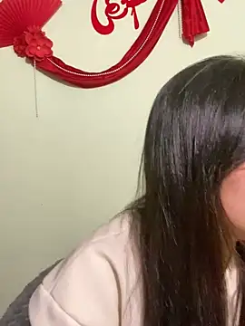 Snapshot of Maeve2k5 chatting on 03/08/25, 02:08 Maeve2k5 online show from 03/08/25, 02:08