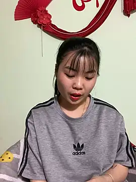 Snapshot of Maeve2k5 chatting on 03/20/25, 01:48 Maeve2k5 online show from 03/20/25, 01:48