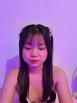 Snapshot of Maeve2k5 chatting on 09/11/25, 09:37 Maeve2k5 online show from 09/11/25, 09:37