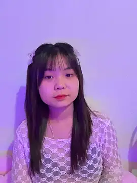 Snapshot of Maeve2k5 chatting on 09/12/25, 09:42 Maeve2k5 online show from 09/12/25, 09:42