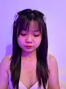 Snapshot of Maeve2k5 chatting on 09/15/25, 09:20 Maeve2k5 online show from 09/15/25, 09:20