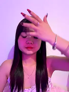 Snapshot of Maeve2k5 chatting on 09/30/25, 01:10 Maeve2k5 online show from 09/30/25, 01:10