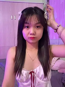 Snapshot of Maeve2k5 chatting on 10/06/25, 10:02 Maeve2k5 online show from 10/06/25, 10:02