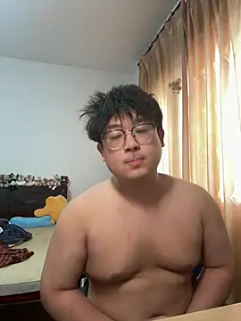 Snapshot of XZ031597 chatting on 06/13/26, 03:48 XZ031597 online show from 06/13/26, 03:48