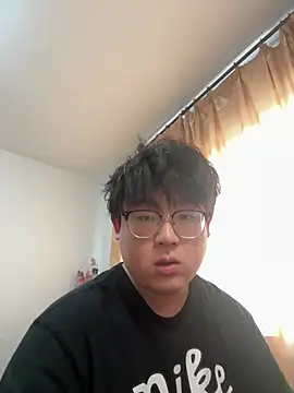 Snapshot of XZ031597 chatting on 06/30/26, 06:25 XZ031597 online show from 06/30/26, 06:25