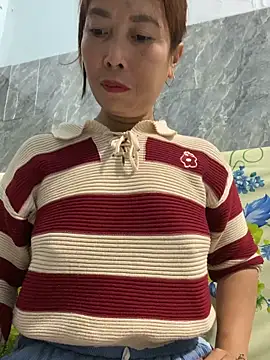 Linaannn online show from 02/02/26, 12:20