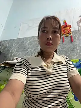 Linaannn online show from 03/09/26, 11:42