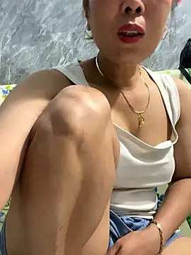 Linaannn online show from 03/31/26, 12:23