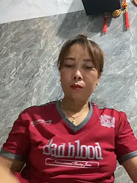 Linaannn online show from 04/23/26, 12:40