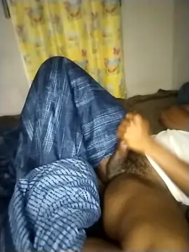 Convertiblechulo online show from 04/12/26, 03:33