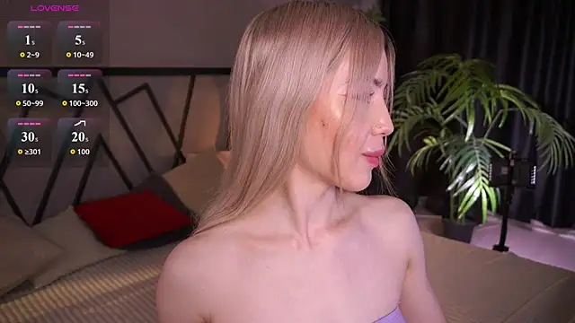 LindaThacker online show from 04/10/26, 04:28