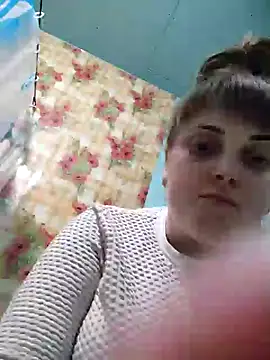 Snapshot of CoddessCrystal chatting on 02/16/25, 02:32 CoddessCrystal online show from 02/16/25, 02:32