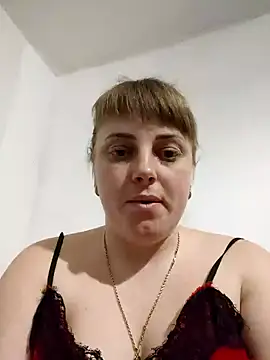 Snapshot of CoddessCrystal chatting on 02/19/25, 04:55 CoddessCrystal online show from 02/19/25, 04:55