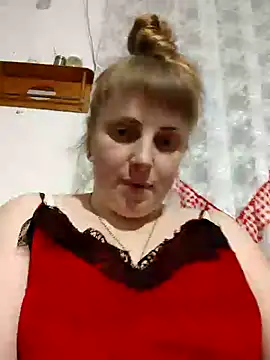 Snapshot of CoddessCrystal chatting on 02/27/25, 06:42 CoddessCrystal online show from 02/27/25, 06:42