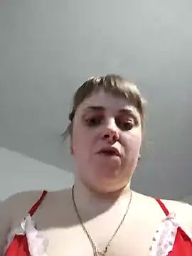 Snapshot of CoddessCrystal chatting on 03/05/25, 05:18 CoddessCrystal online show from 03/05/25, 05:18