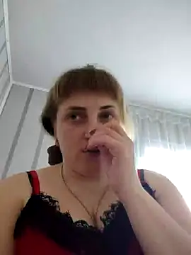 Snapshot of CoddessCrystal chatting on 03/06/25, 12:30 CoddessCrystal online show from 03/06/25, 12:30