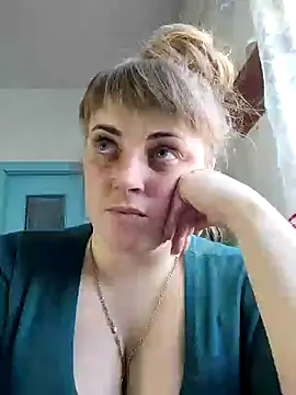 Snapshot of CoddessCrystal chatting on 03/18/25, 08:47 CoddessCrystal online show from 03/18/25, 08:47