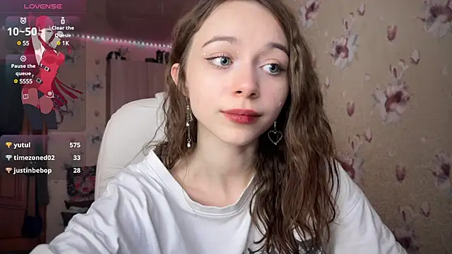 Snapshot of _SofiaBrown chatting on 02/02/25, 06:53 SofiaBrown online show from 02/02/25, 06:53