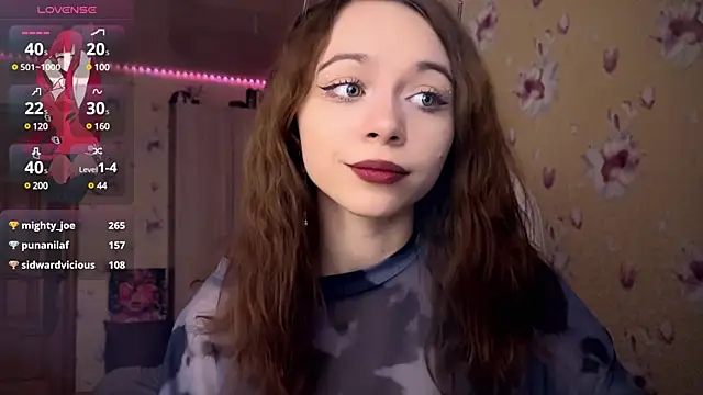 Snapshot of _SofiaBrown chatting on 02/12/25, 12:55 SofiaBrown online show from 02/12/25, 12:55