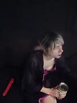 Snapshot of april_show_her chatting on 03/03/26, 06:30 april show her online show from 03/03/26, 06:30