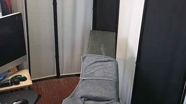 april show her online show from 07/16/26, 05:02