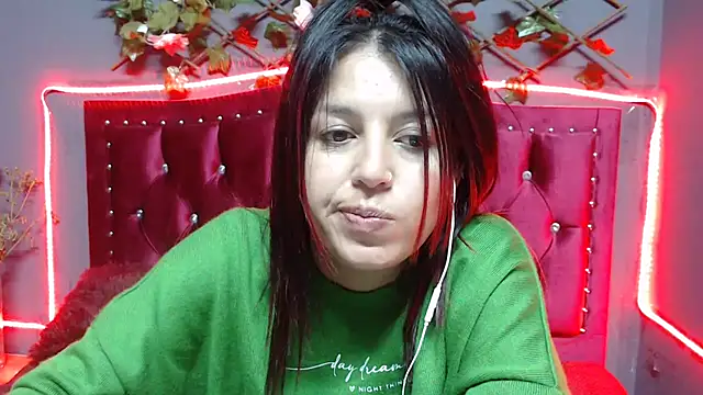 Melani cute02 online show from 02/05/25, 01:04