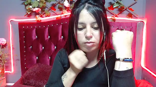 Melani cute02 online show from 02/09/25, 06:11