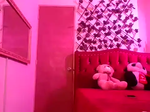 Melani cute02 online show from 04/11/26, 02:43