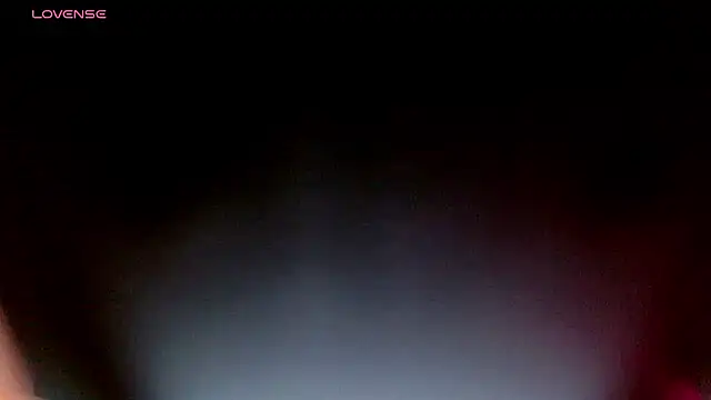 Snapshot of zoe_naughty01 chatting on 01/15/25, 01:20 zoe naughty01 online show from 01/15/25, 01:20