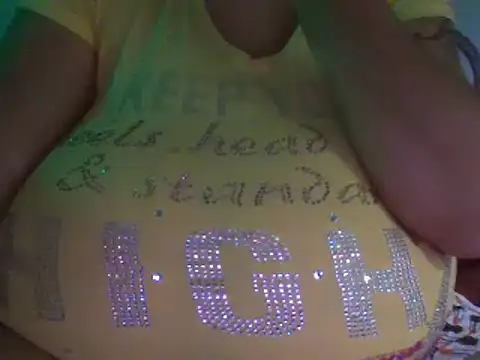 Snapshot of RoxiRedXXX chatting on 12/21/24, 07:27 RoxiRedXXX online show from 12/21/24, 07:27