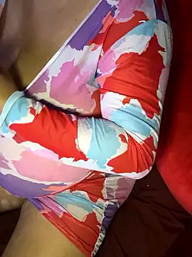 RoxiRedXXX online show from 05/12/26, 05:10