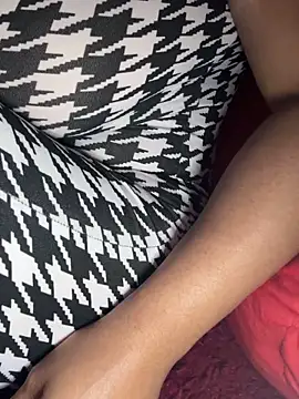 RoxiRedXXX online show from 05/19/26, 05:19
