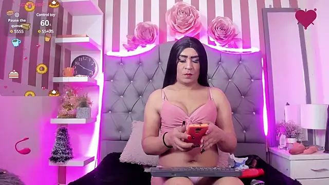 Natasha Hart online show from 01/23/25, 04:30