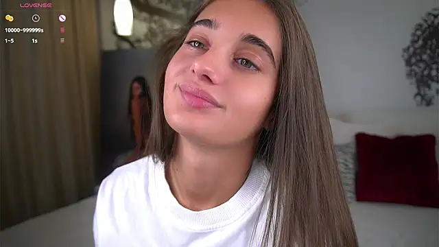 PiquingOgalala online show from 09/30/25, 01:32