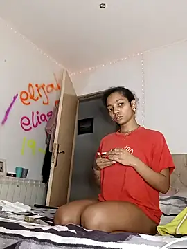 Laanegraofficial  online show from 12/06/24, 08:51