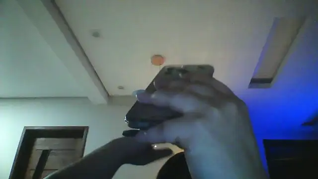 Snapshot of Sarahmonesexy chatting on 01/06/26, 11:40 Sarahmonesexy online show from 01/06/26, 11:40