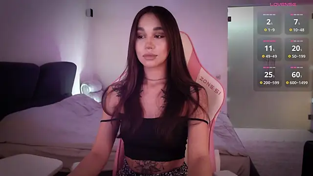 Snapshot of march_mellow chatting on 12/24/24, 04:40 march mellow online show from 12/24/24, 04:40