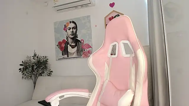 aleja rythm online show from 02/22/25, 07:58