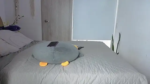 leidysauts online show from 04/29/26, 09:43