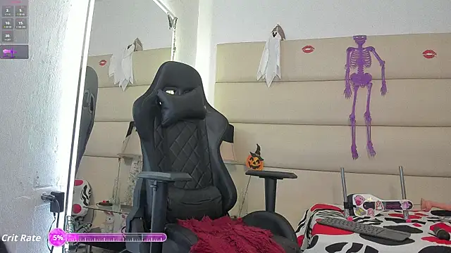 avatomas 02 online show from 10/31/25, 01:50