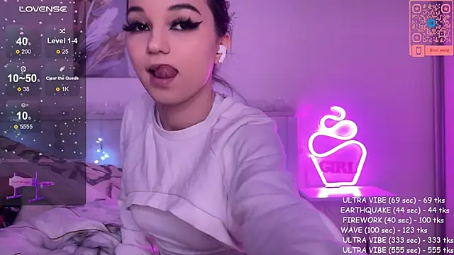 Veronica leal online show from 01/19/25, 03:32