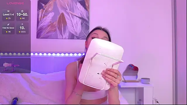 Veronica leal online show from 10/03/25, 09:06