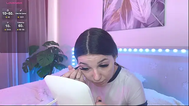 Snapshot of Veronica_leal chatting on 04/24/26, 07:44 Veronica leal online show from 04/24/26, 07:44